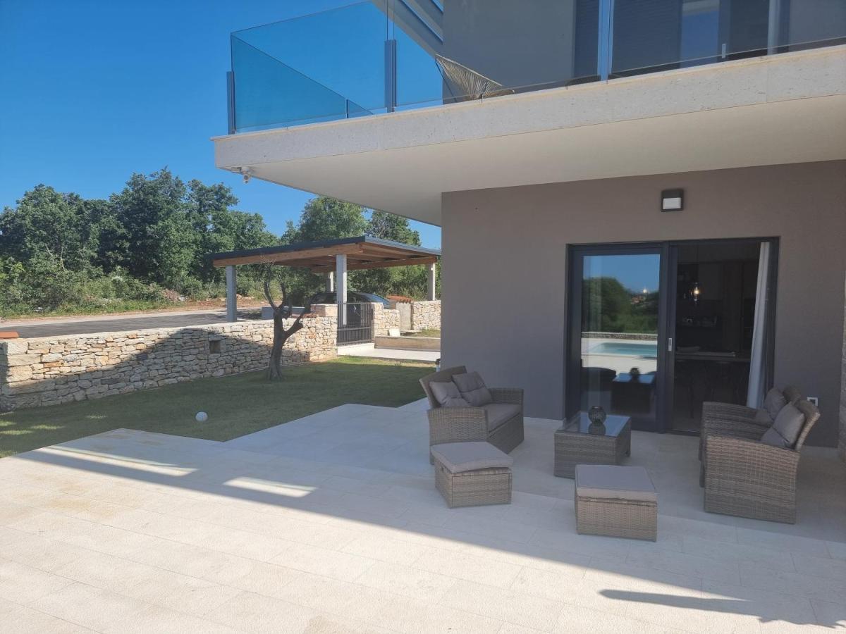 Luxury Villa Serena 2022 - With Heated Pool Cukrici Eksteriør billede